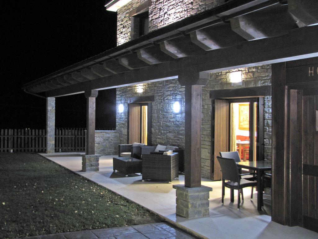 Hotel Sesue Benasque Exterior photo